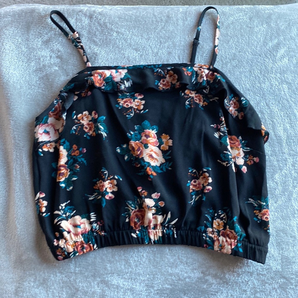 Crop top blouse size M